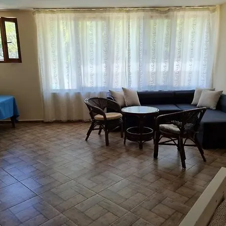 Πανσιόν Villa Iva